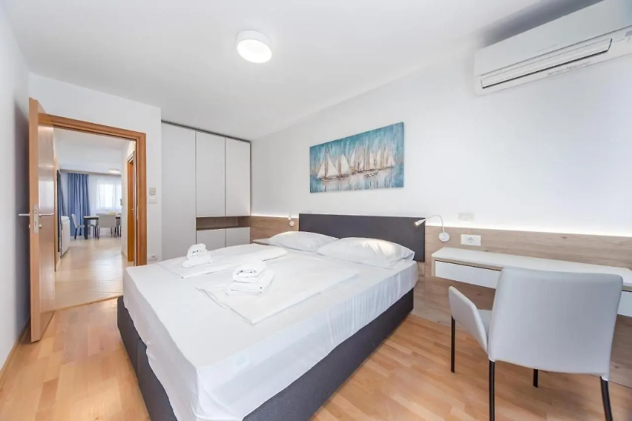 Garden Sunset Suite Apartment Umag